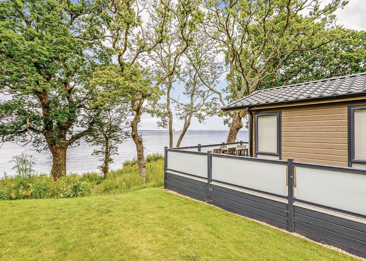 Hotel Woodside Coastal Retreat Fishbourne  Exterior foto